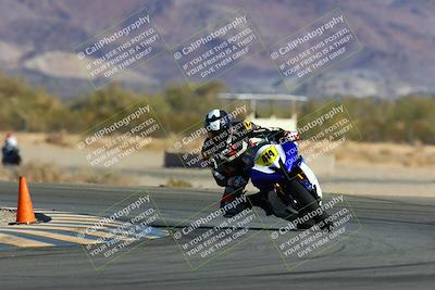 media/Jan-09-2022-SoCal Trackdays (Sun) [[2b1fec8404]]/Turn 14 (10am)/